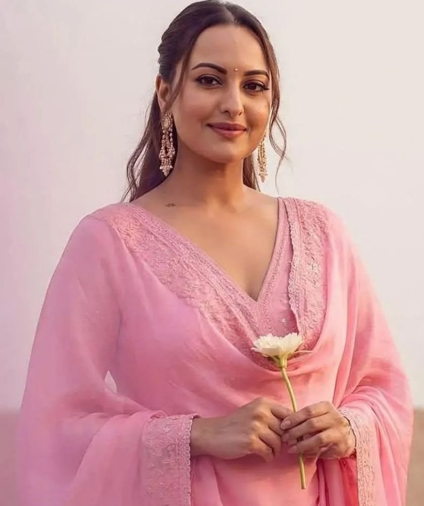 Sonakshi Sinha Age